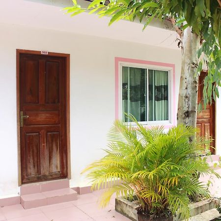 Manita Anna Guesthouse Jullyanna Before Sihanoukville Esterno foto