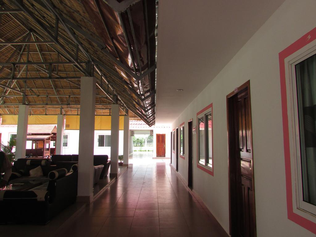 Manita Anna Guesthouse Jullyanna Before Sihanoukville Esterno foto