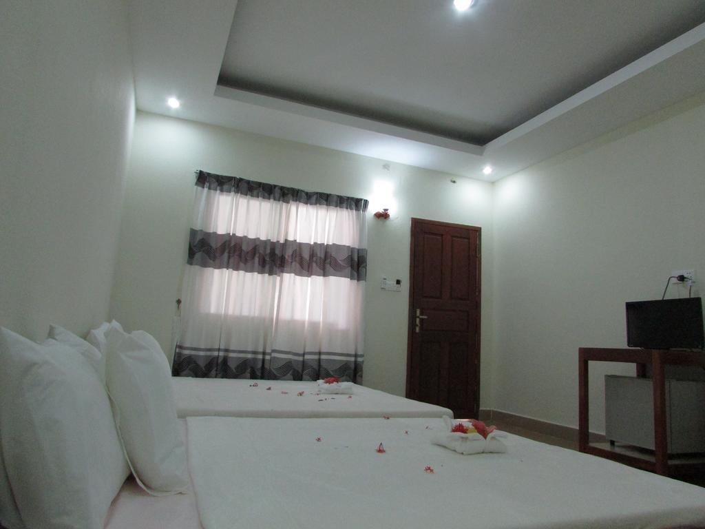 Manita Anna Guesthouse Jullyanna Before Sihanoukville Esterno foto