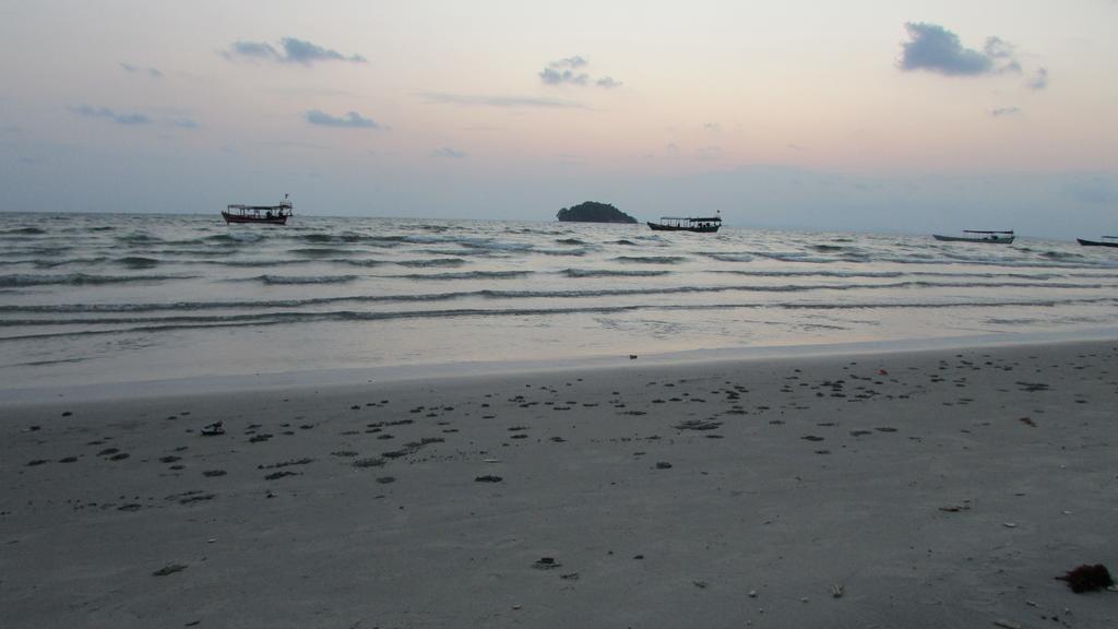 Manita Anna Guesthouse Jullyanna Before Sihanoukville Esterno foto