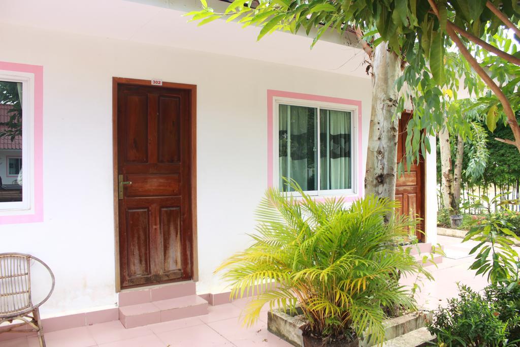 Manita Anna Guesthouse Jullyanna Before Sihanoukville Esterno foto