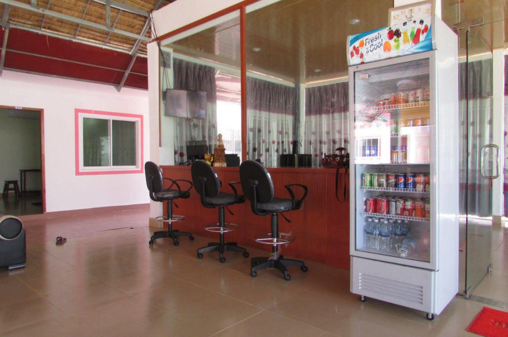 Manita Anna Guesthouse Jullyanna Before Sihanoukville Esterno foto