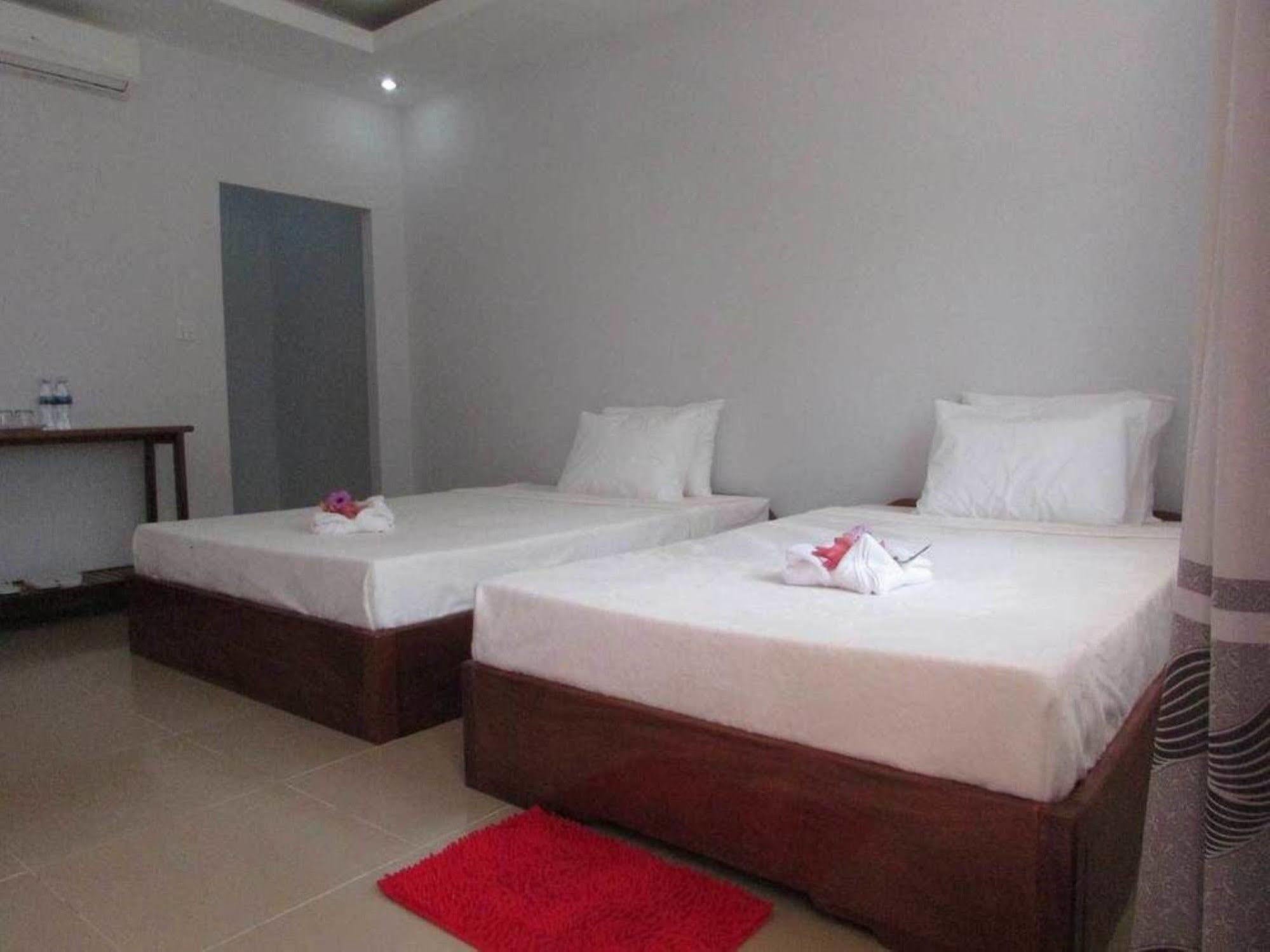 Manita Anna Guesthouse Jullyanna Before Sihanoukville Esterno foto