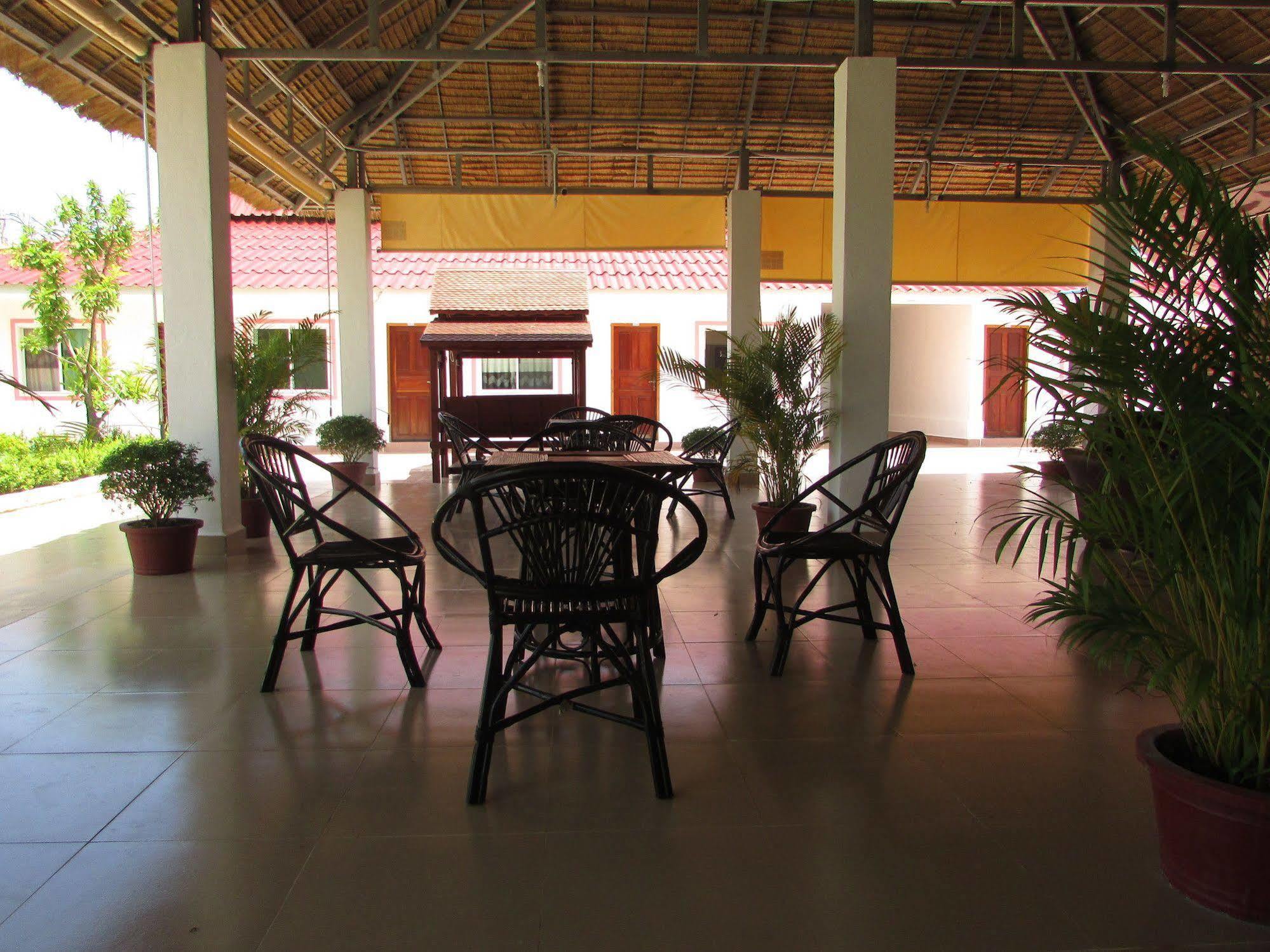 Manita Anna Guesthouse Jullyanna Before Sihanoukville Esterno foto