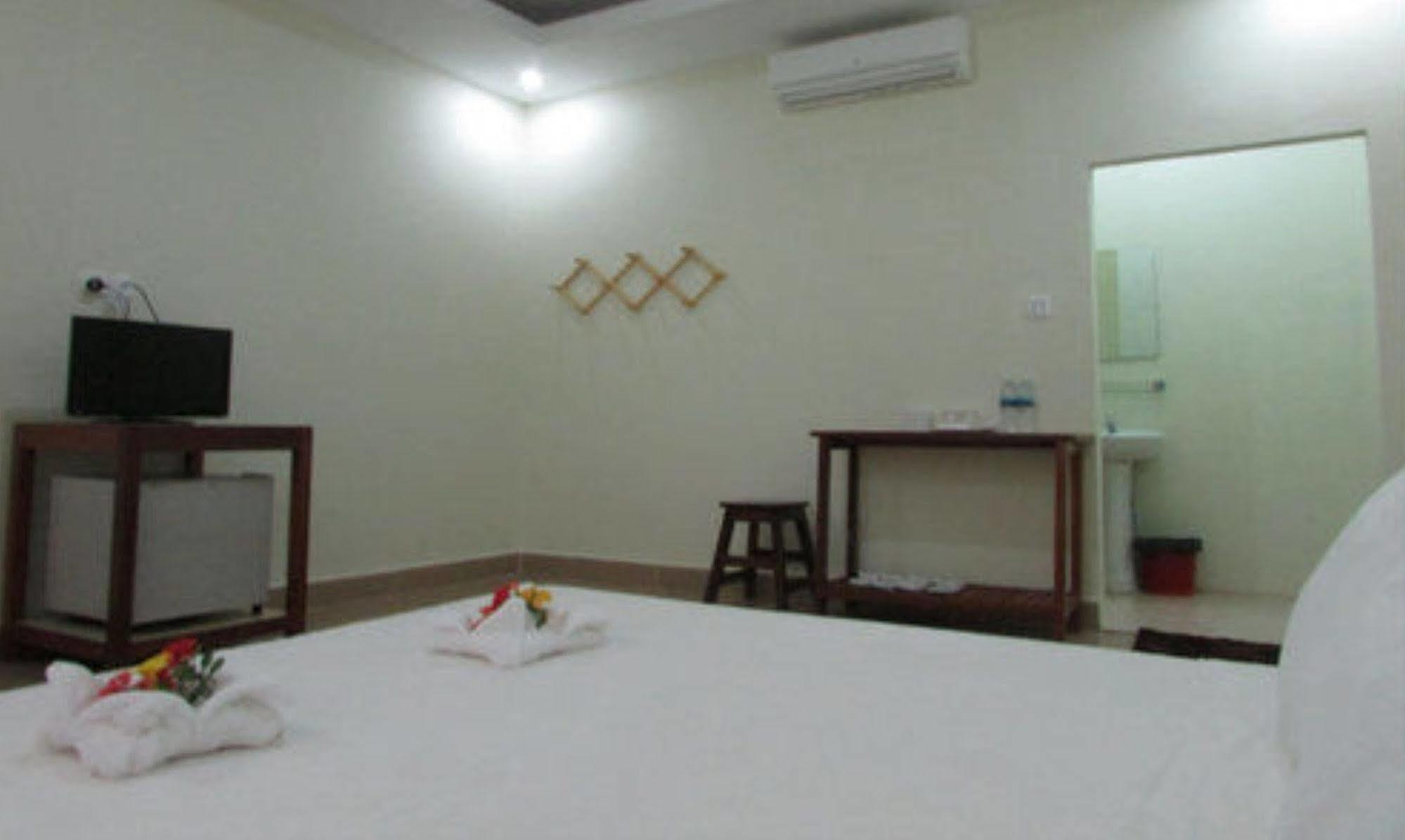Manita Anna Guesthouse Jullyanna Before Sihanoukville Esterno foto