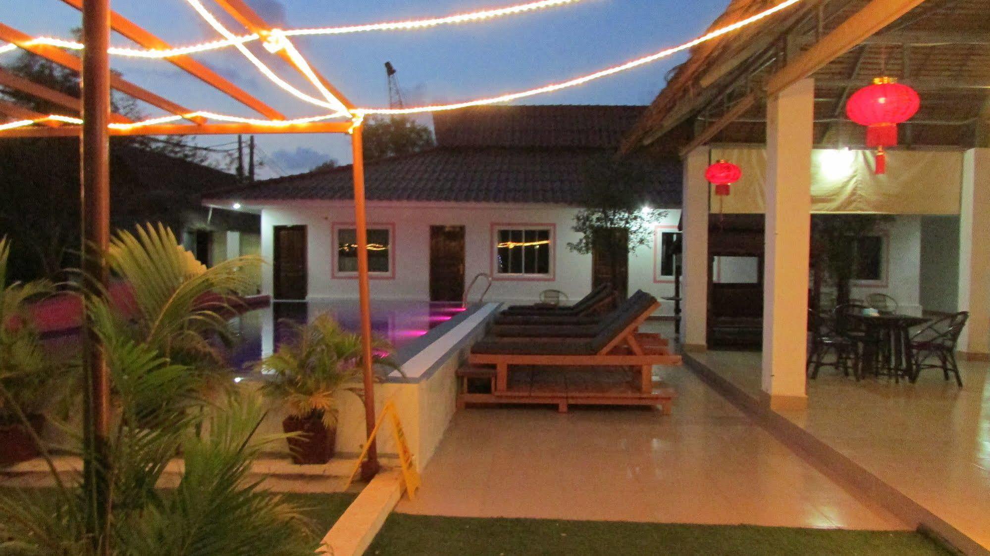 Manita Anna Guesthouse Jullyanna Before Sihanoukville Esterno foto